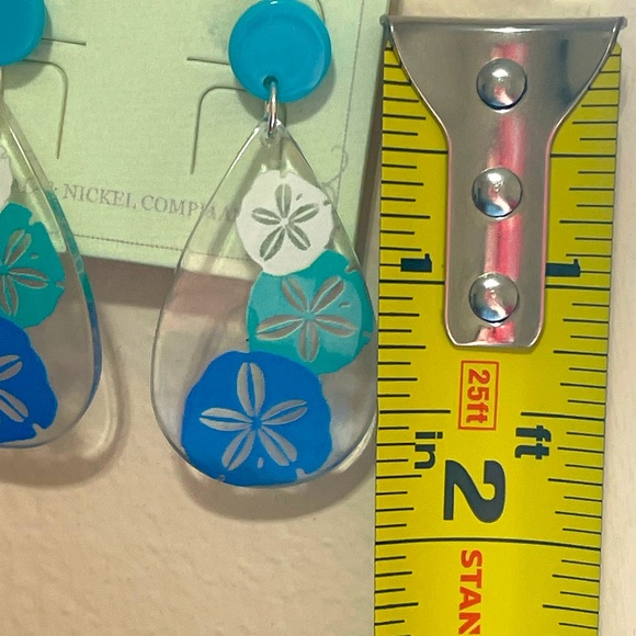 🎉JUST IN! Catherine Starfish Teardrop Earrings - Picture 2 of 2